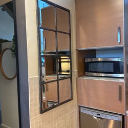 Beautiful Mirror / Window Design - PICKUP ASAP