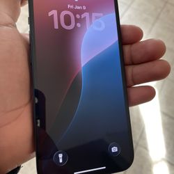 iPhone 13 128 gb Cricket wireless 