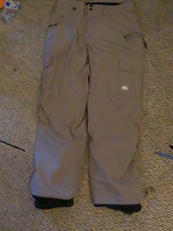 Snowboarding pants