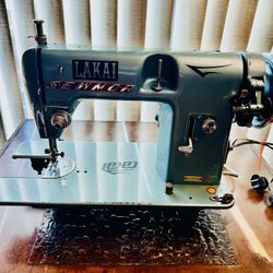 Vintage Sewing Machine Lakai Sewmor Strong Motor Newer Belt Missing Parts 