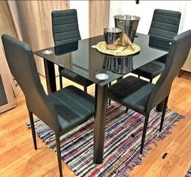 Dining Set 