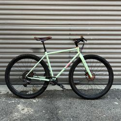 Crust Bike Evasion Lite 700c