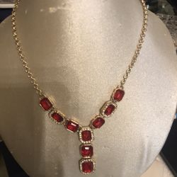 Beautiful Necklace New 