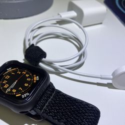 Apple Watch SE (GPS) (2nd Generation) 40mm