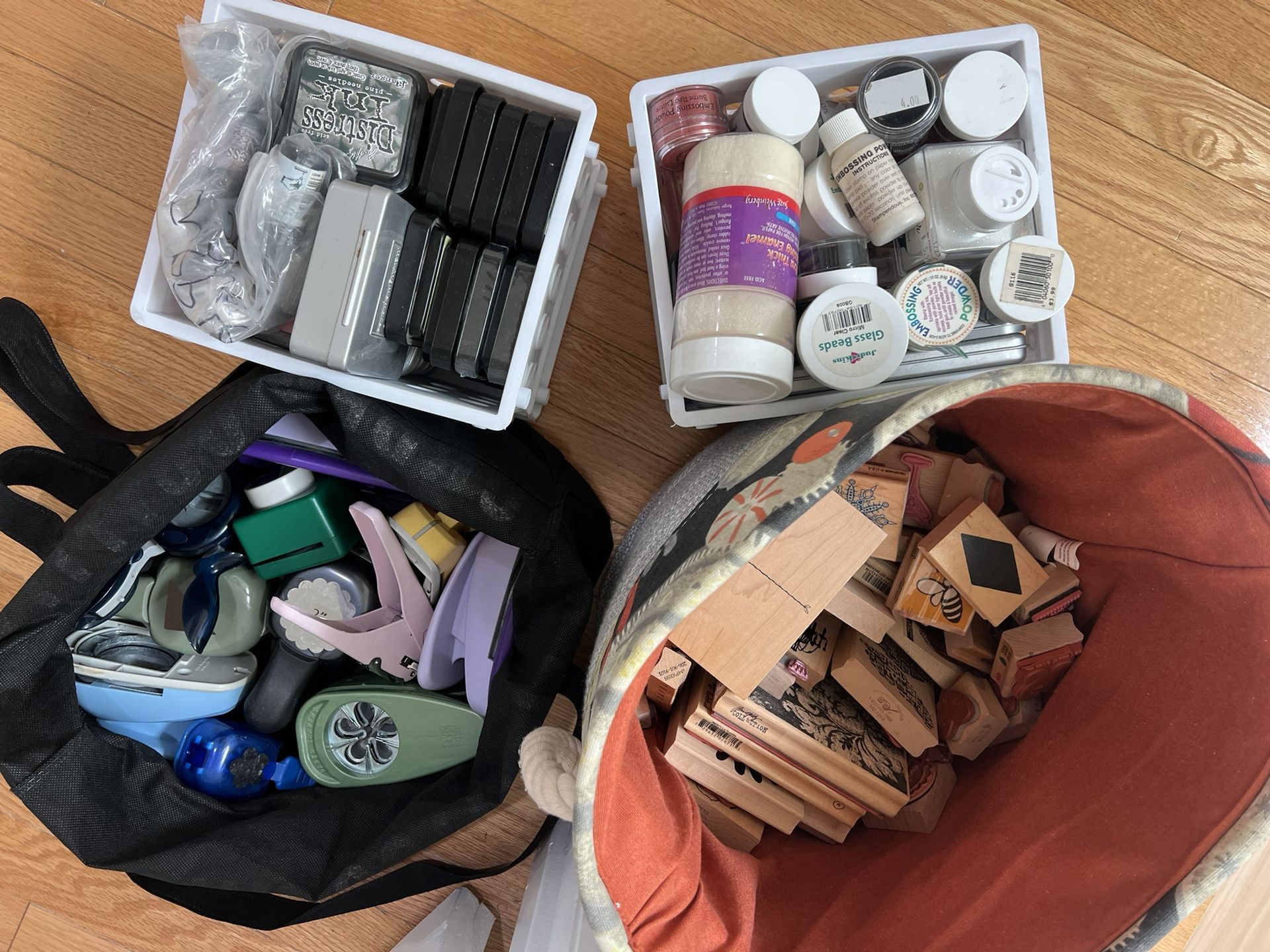 Arts & Crafts : Stamps, Paper Punches, Inks, Glitter, Embossing Powder, Etc.