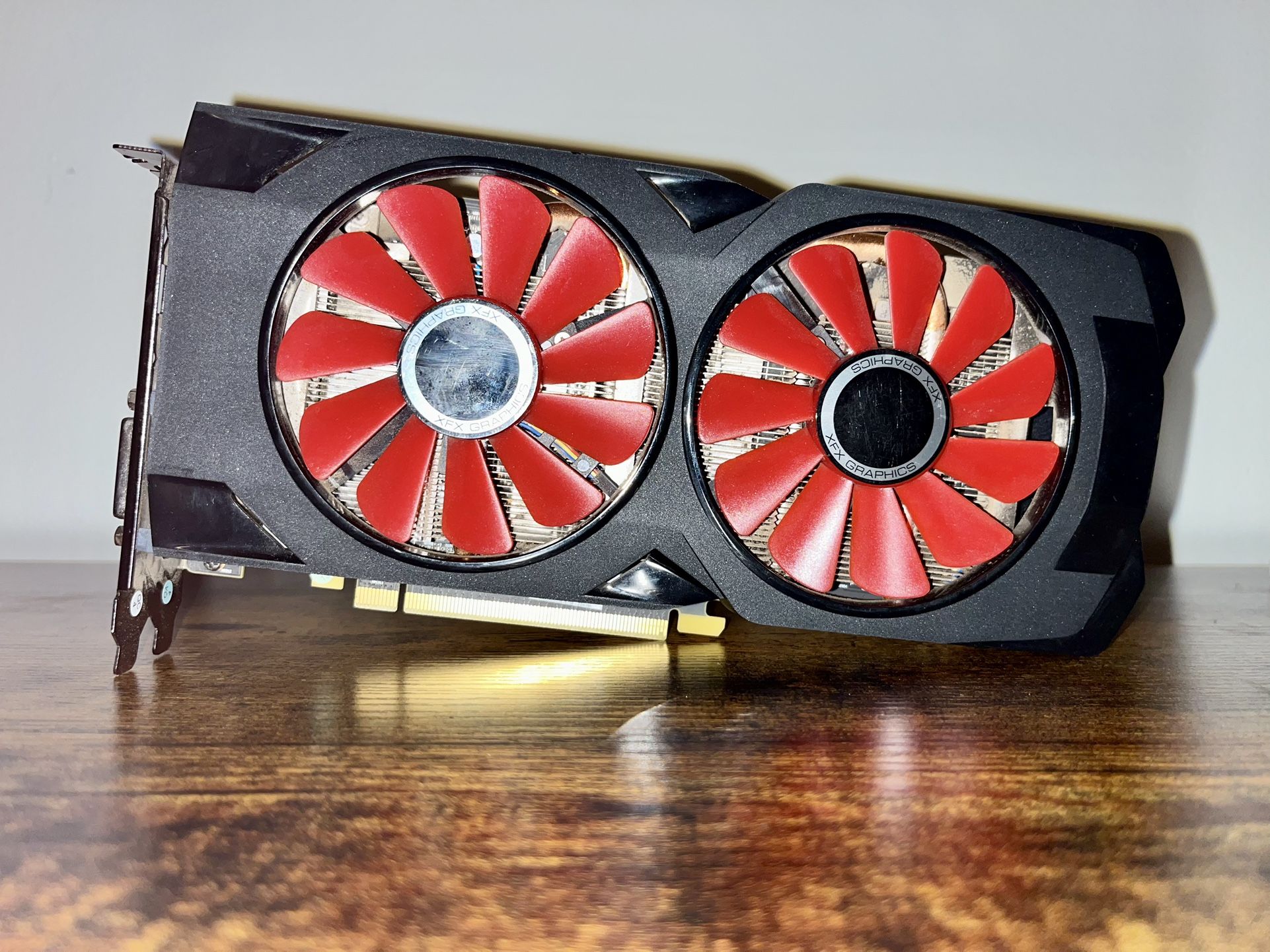 AMD Radeon RX 570