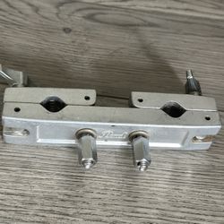 Pearl ADP-20 2 Hole Adapter Multi Drum Clamp