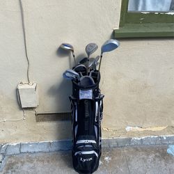 Lynx Golf Bag And Nitr Clubs