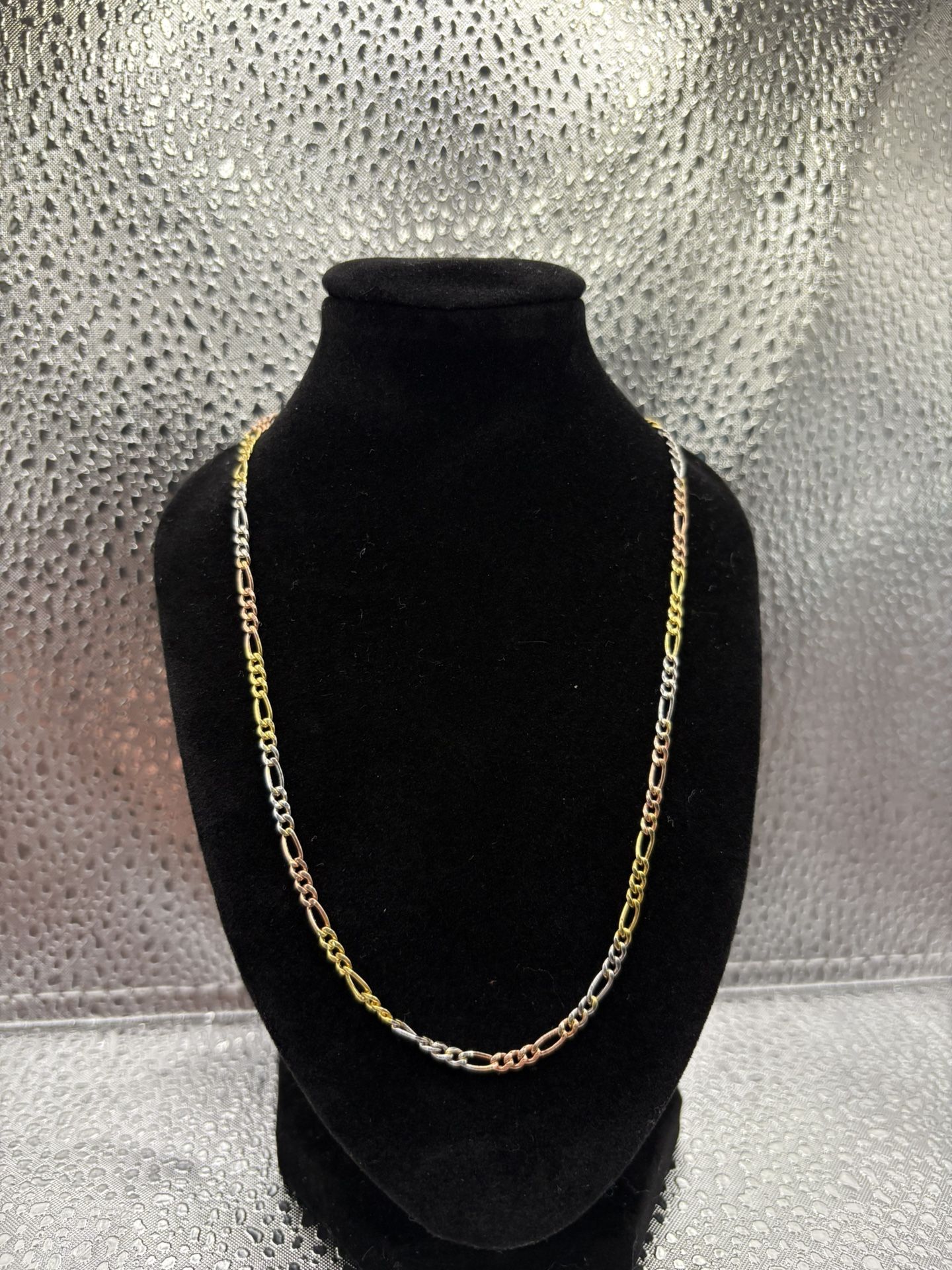 Tri-Gold Figaro Chain