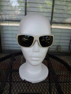 MEN'S OAKLEY BIG TACO OVER SIZED SPORT WRAP SUNGLASSES