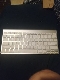 Apple a1314 Bluetooth keyboard