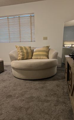 Cambri Oversized Swivel Chair