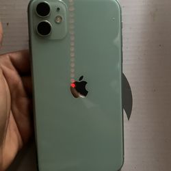 iPhone 11 GREEN UNLOCKED