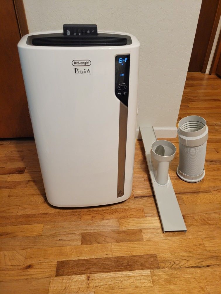 De'Longhi Pinguino 4-in-1: Air Conditioner, Heater, Dehumidifier, and Fan