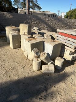 Cement Sinkers. /. Cement Weights