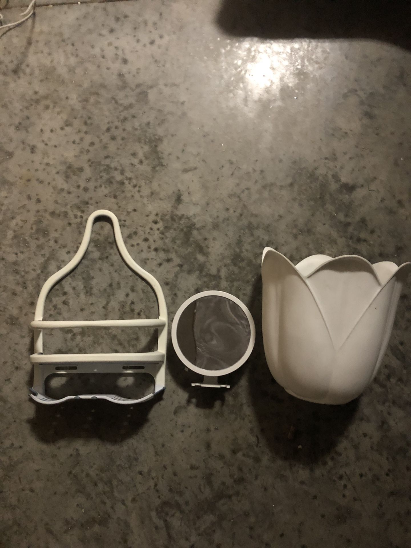 Matching shower caddy, trash can