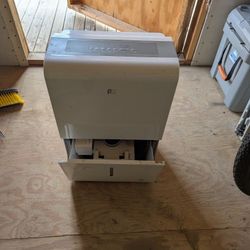 Dehumidifier 