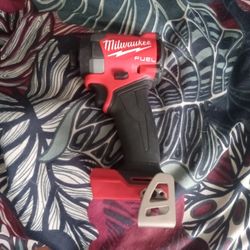 New Milwaukee M18 Fuel 4th Generation  1/4 Hex Impact Tool Only 