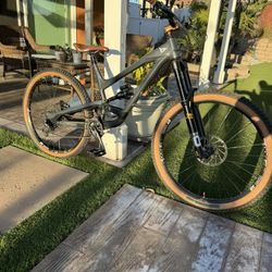 2021 Yt Capra Aluminum 29er