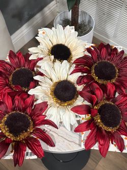 Glittery Sunflower Clips
