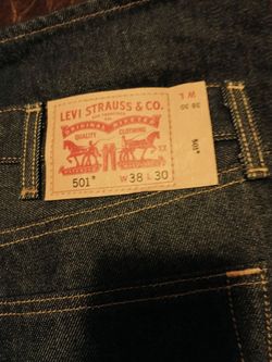 2 pairs of 501 levi jeans levis 38w - 30L