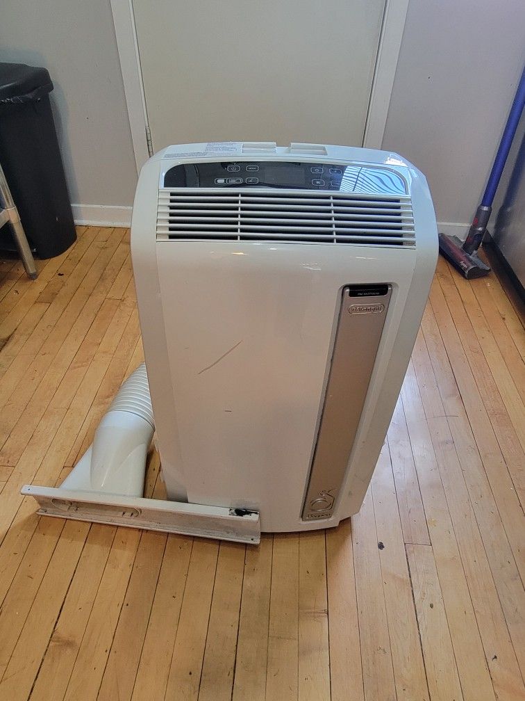 DeLonghi Portable Air Conditioner