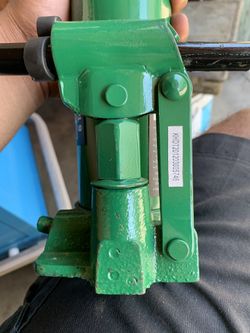Bottle jack