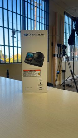 DJI Osmo Action 6 Adventure Combo 