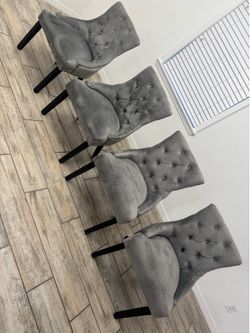 Set of 4 Gray Tufted Upholstered Dining Chairs