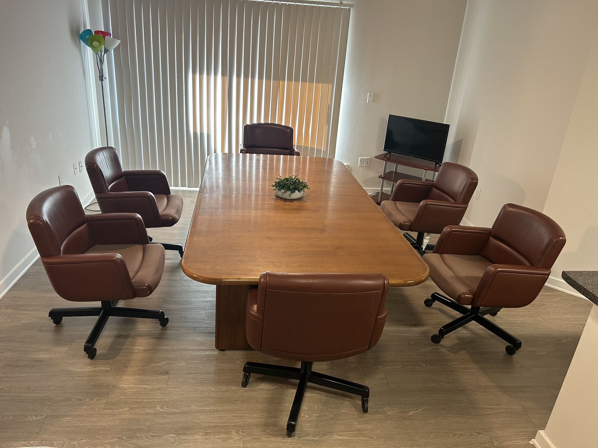 Professional 8ft Conference Table w/ 6 Executive Chairs – Excellent Condition