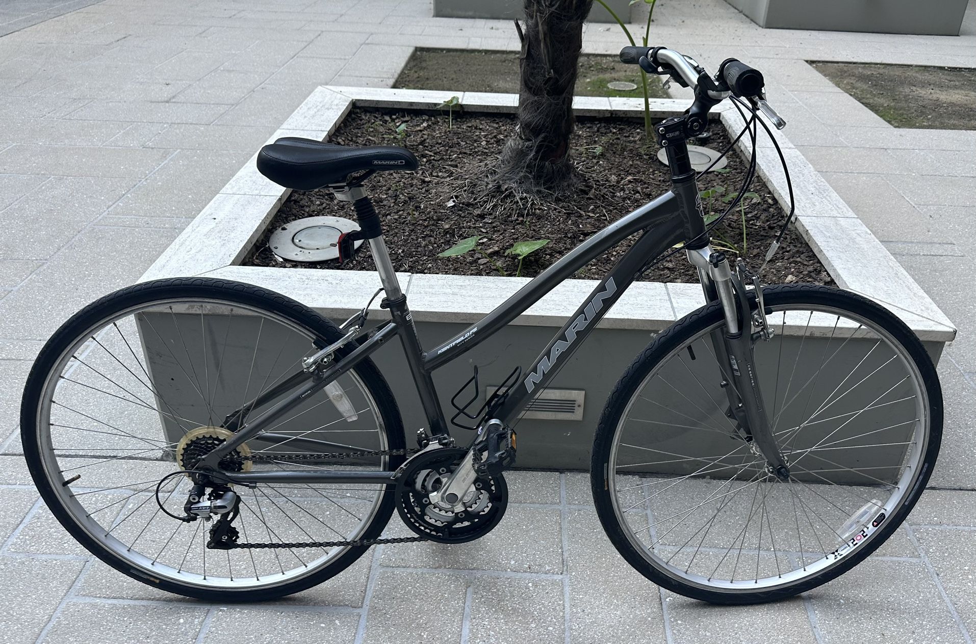 Marin kentfield fs hybrid bike sale