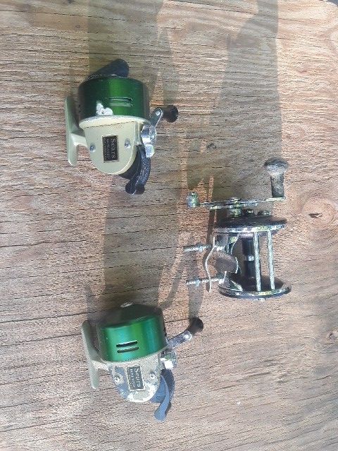 Fishing reels (good shape)