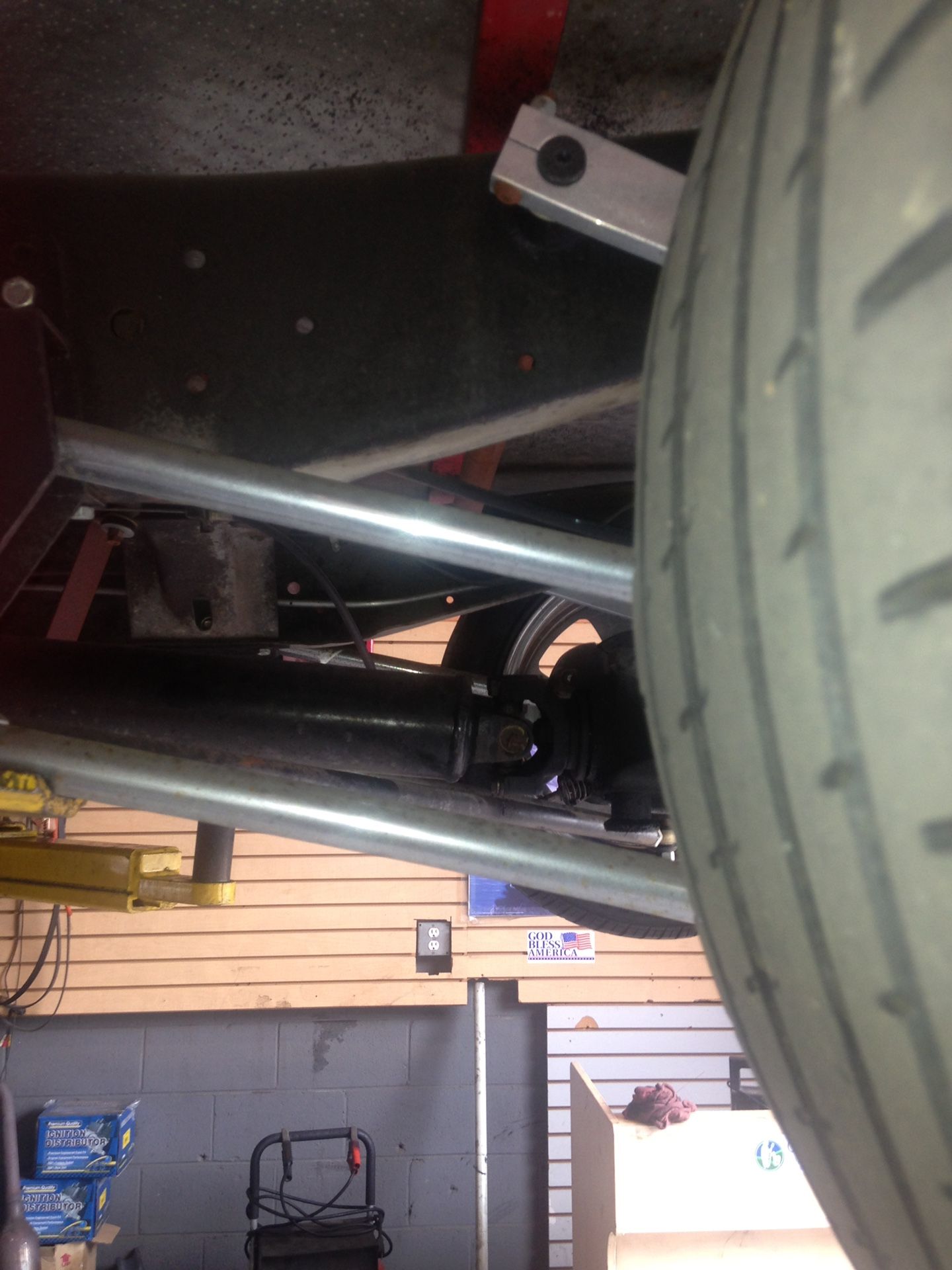 Chevy 10 Bolt Rear End Axle 3.08 Limited Slip And 2 Boyd Wheels 5x4.75