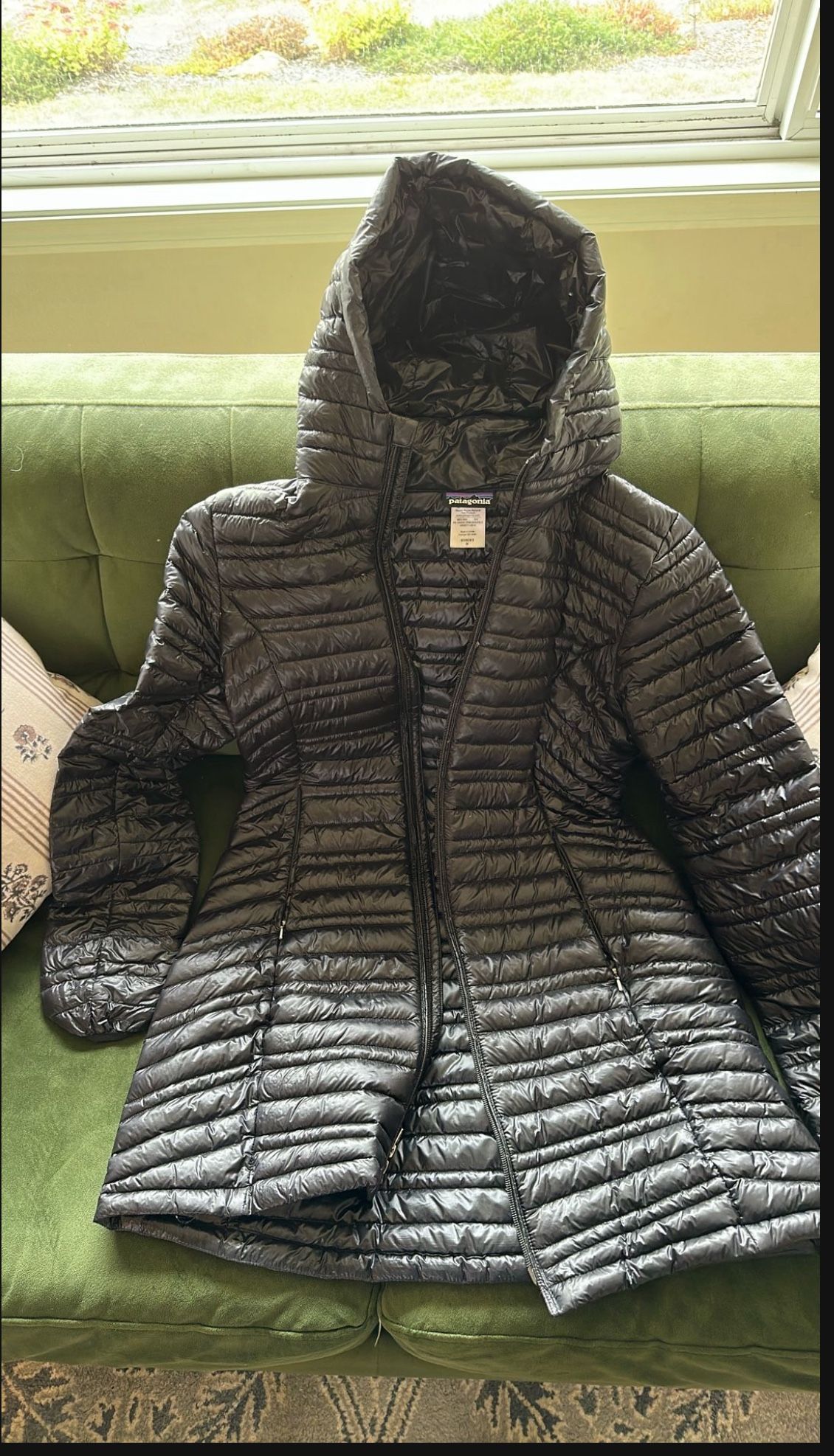 Women’s Medium Patagonia Jacket Mid Length