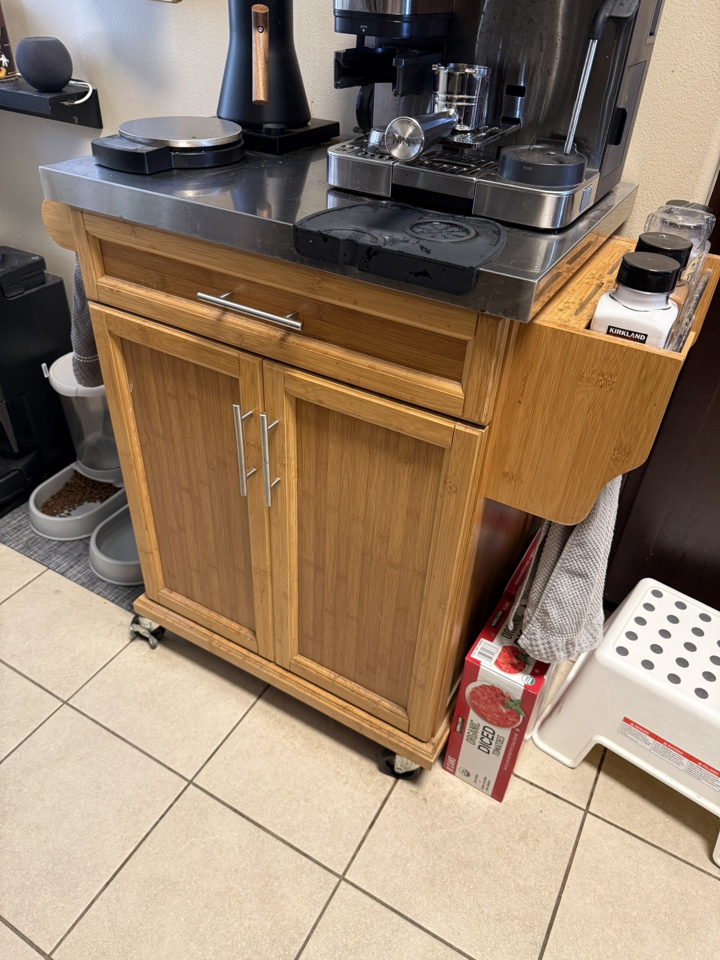 Wooden Kitchen Accessory