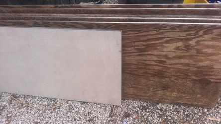 6 Folding tables
