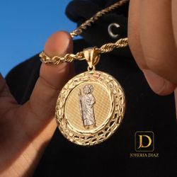Gold saint pendant