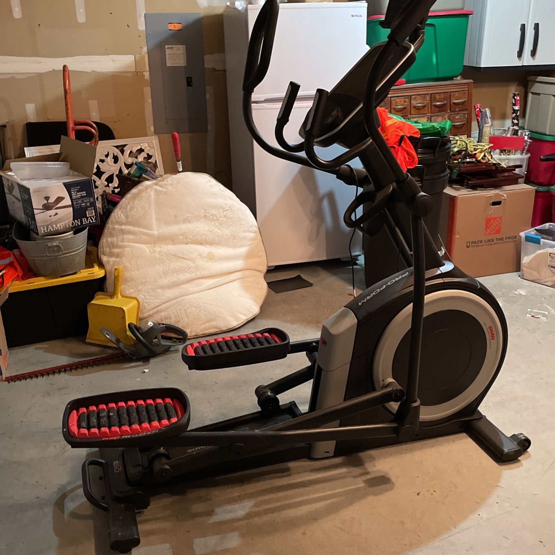 Proform Elliptical e9.0