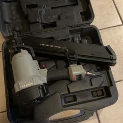 NAIL GUN