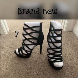 Women’s Heels 