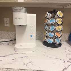 White Keurig coffe maker