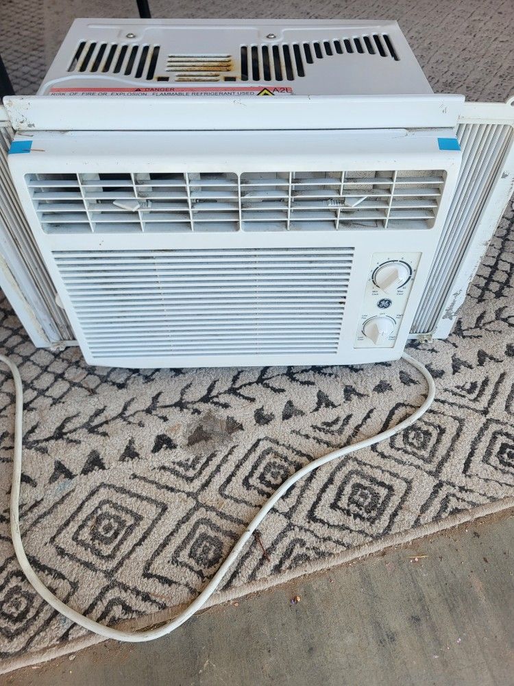 Window Air Conditioner 5000 Btu Ge