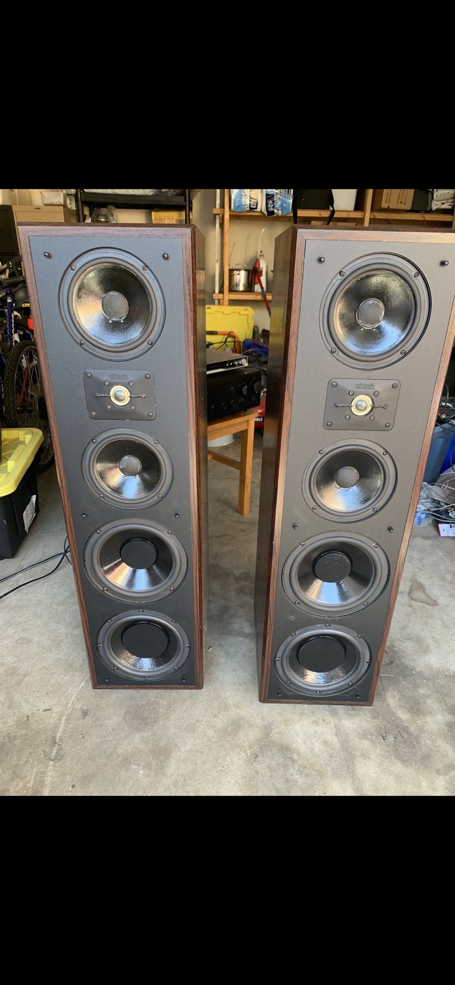 Polk Audio Speaker
