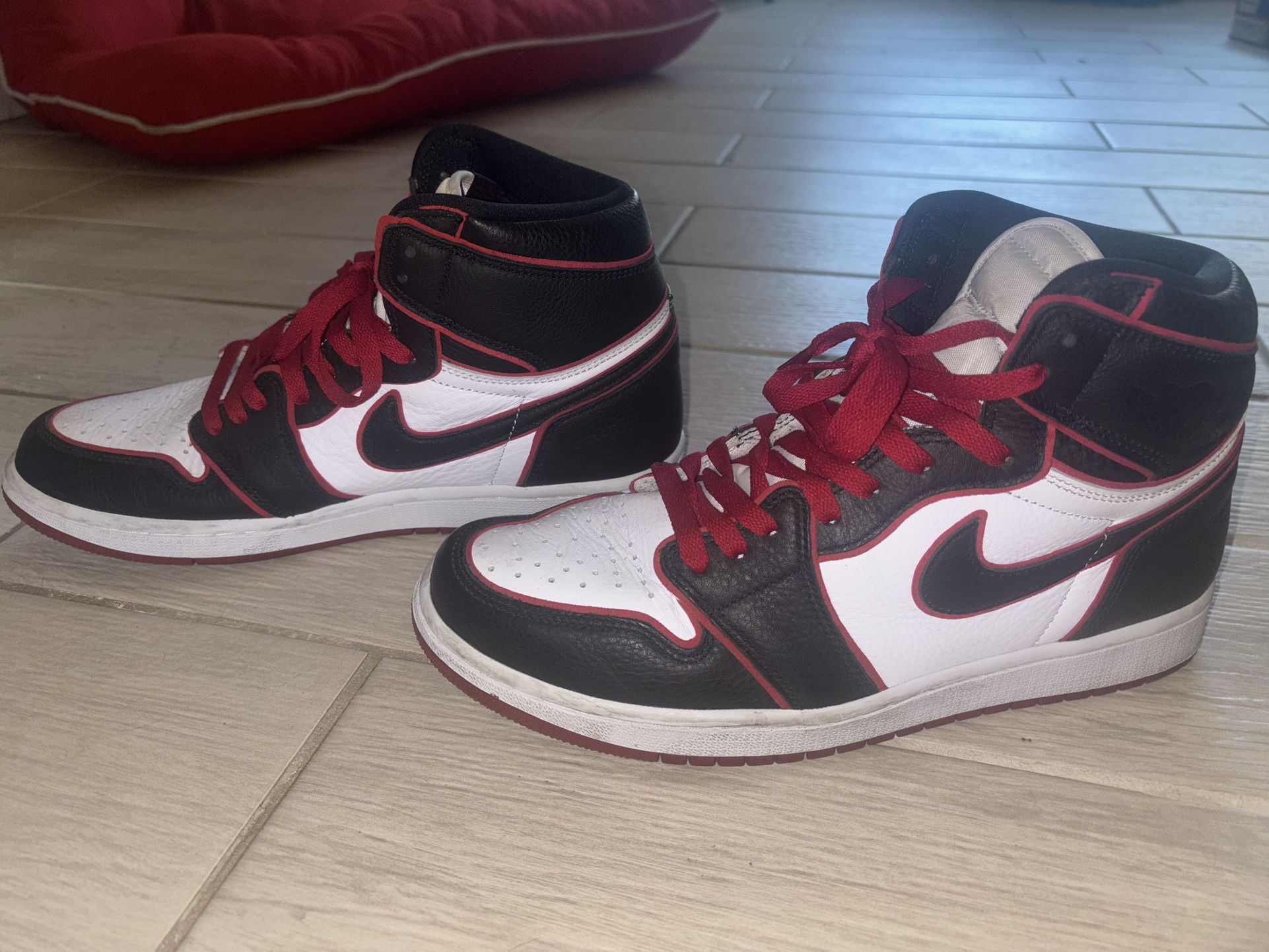 Jordan Retro 1s