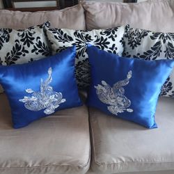 Cojines Nuevos Satin $10c/u