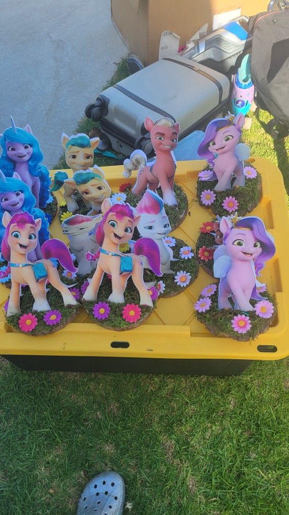 My Little Pony Party Centerpieces