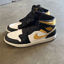 Air Jordan 1’s Size 12