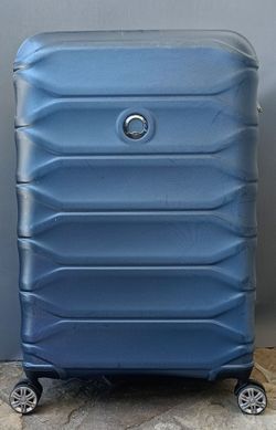 Large Hard Case Luggage w Spinner Wheels