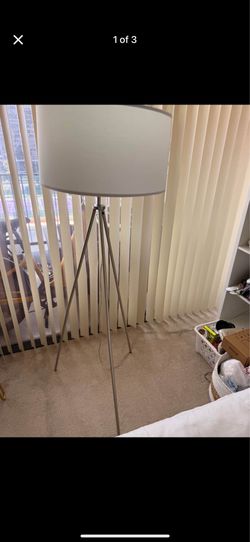 Tripod Lamp