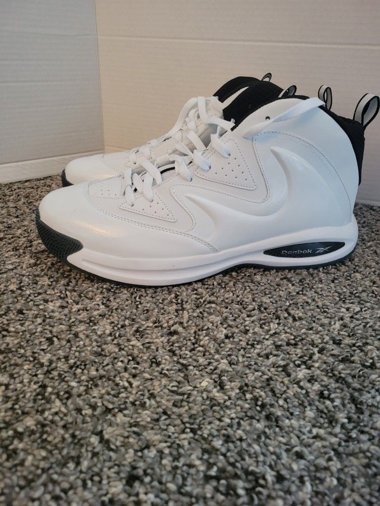 reebok galaxy1 white patent leather basketball shoes 096069 Sz 11